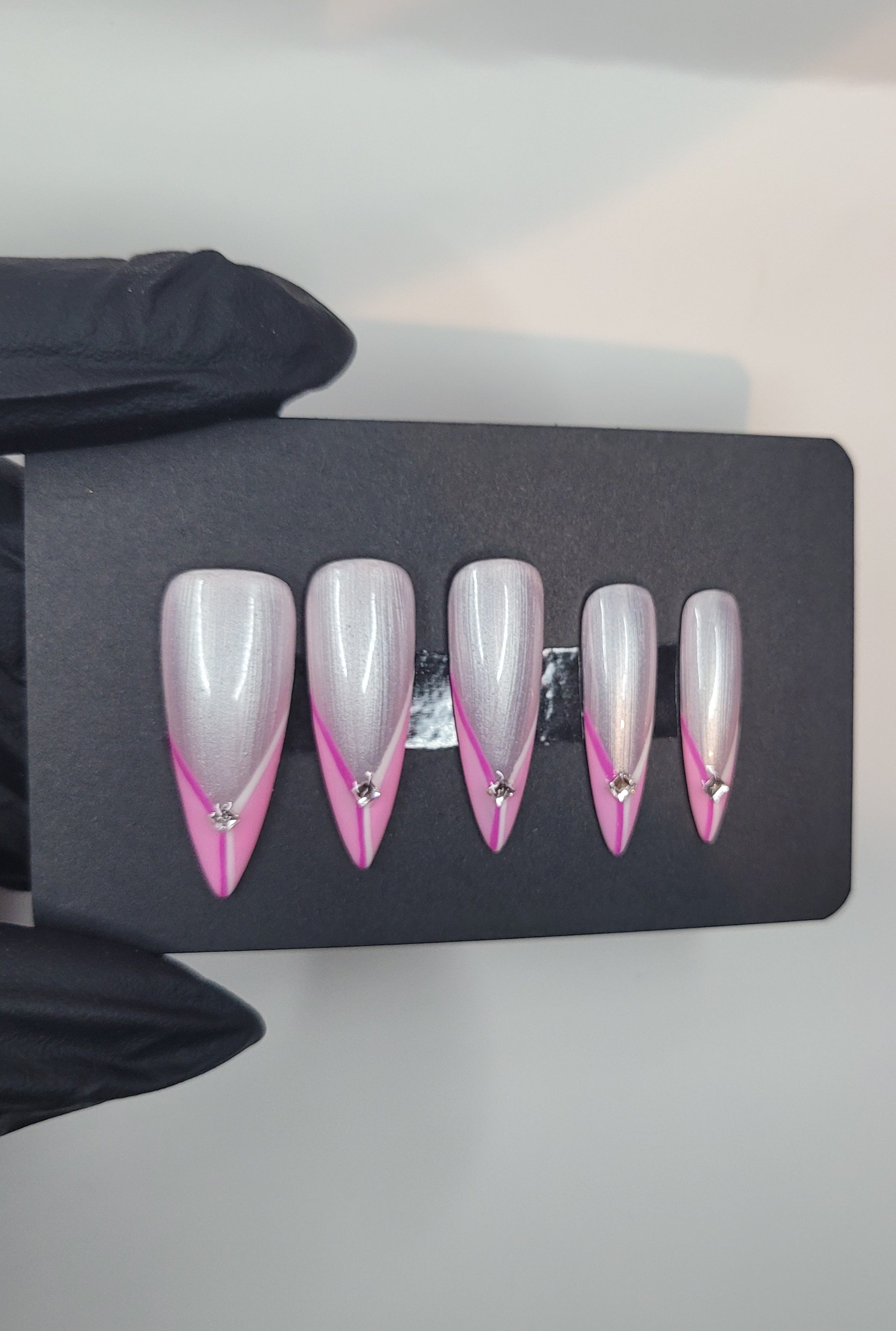 Pink Diamond Tips Press Ons
